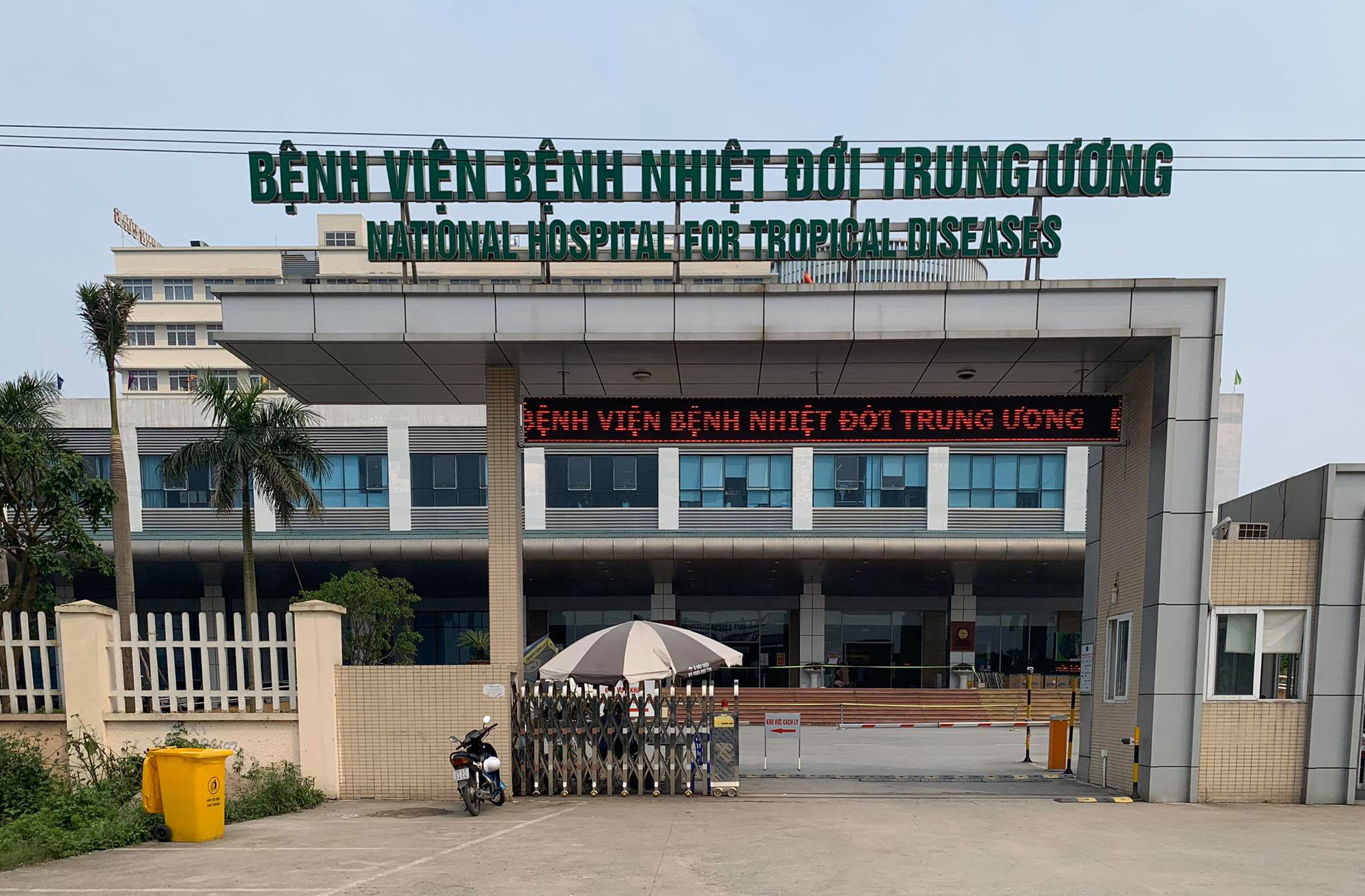 Nữ điều dưỡng Bệnh viện Bạch Mai cùng 8 bệnh nhân Covid-19 được công bố khỏi bệnh - Ảnh 6.