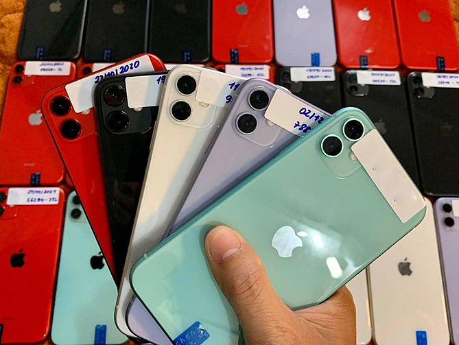 Smartphone cũ ế ẩm