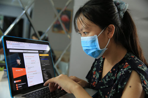 Đẩy mạnh chuyển đổi số