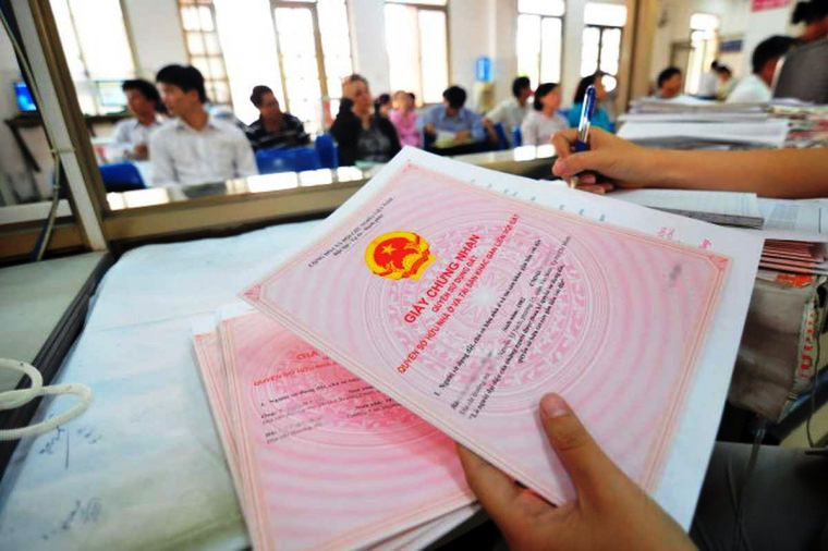 Quảng Bình: Chi nhánh Văn phòng đăng ký đất "ngâm" gần 13.000 hồ sơ xin cấp sổ đỏ