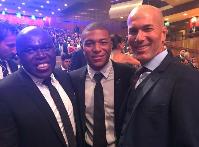 Ngả mũ với biệt tài mua sắm cầu thủ của HLV Zinedine Zidane