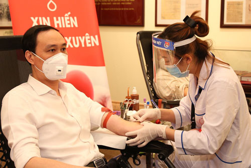 Phát động toàn dân hiến máu tình nguyện - Ảnh 1.