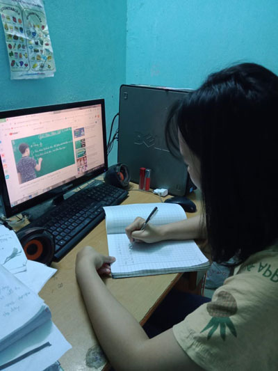 Để trẻ kh&ocirc;ng ch&ecirc;nh v&ecirc;nh v&igrave; ở nh&agrave; qu&aacute; l&acirc;u - Ảnh 1.
