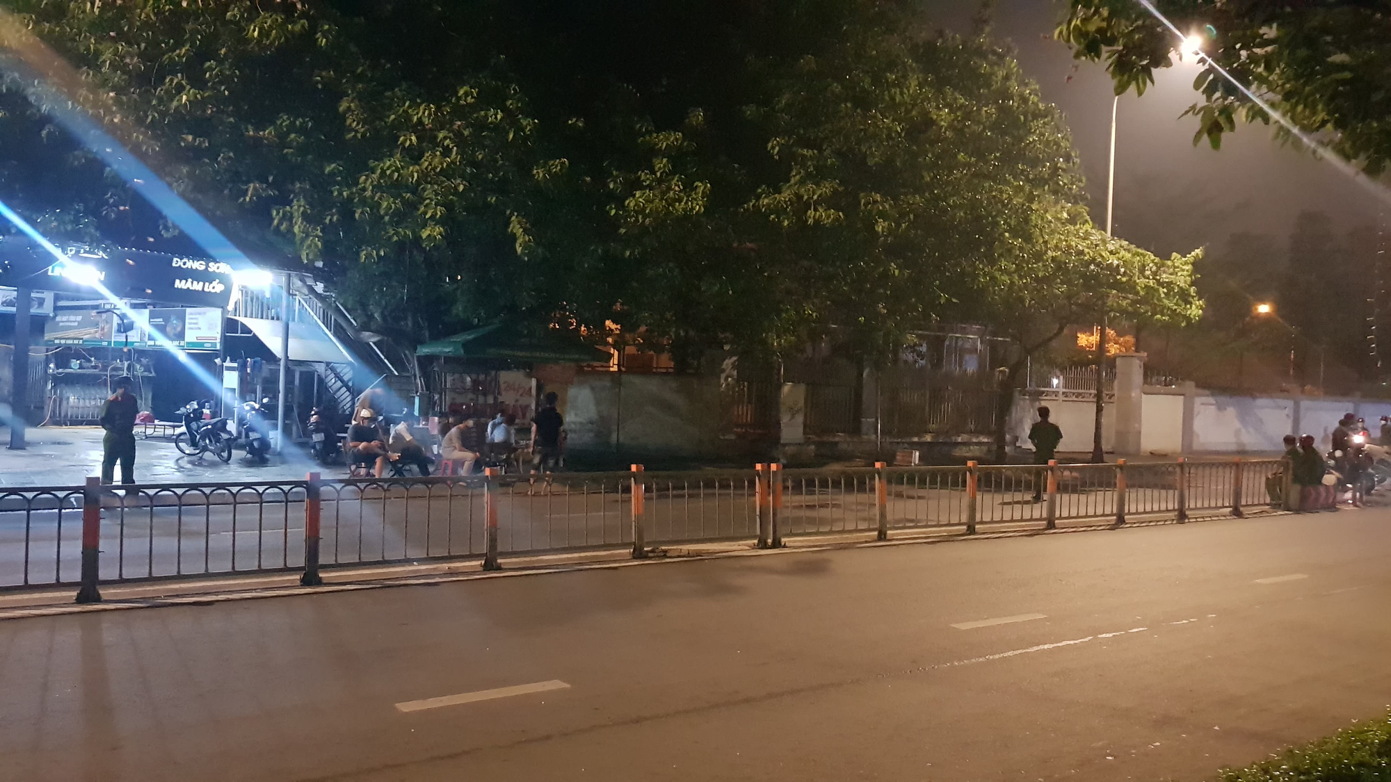 Tá hỏa với bao tải chứa xác người ở đường Phan Văn Trị, quận Gò Vấp