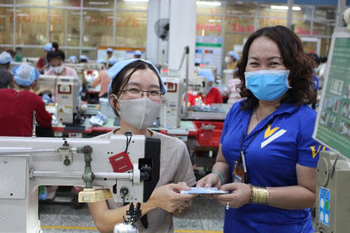 Nỗ lực ổn định đời sống người lao động