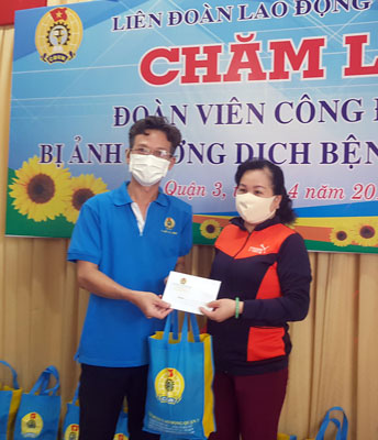 Cùng DN vượt khó, đẩy mạnh chăm lo cho đoàn viên khó khăn - Ảnh 1.