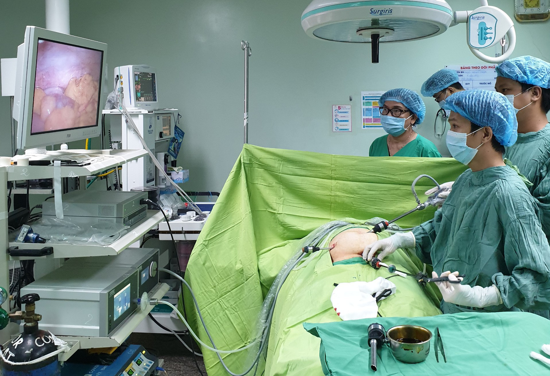 Hội chẩn nhiều chuyên khoa cứu sống bệnh nhân bị sốc phản vệ thuốc gây mê