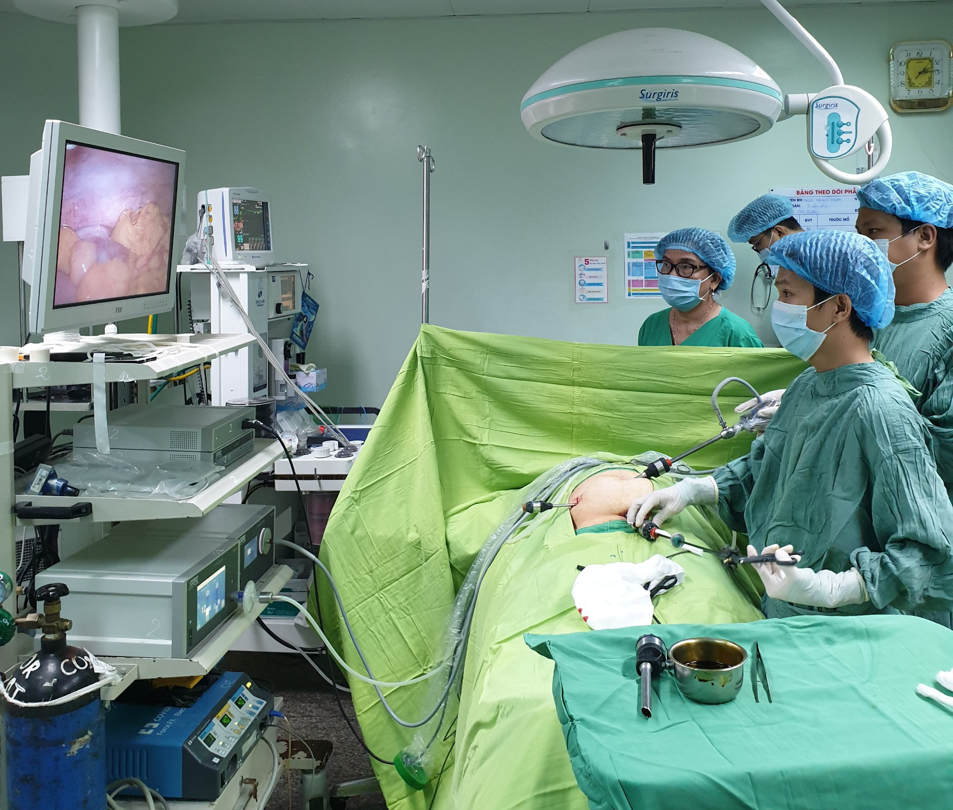 Hội chẩn nhiều chuy&ecirc;n khoa cứu sống bệnh nh&acirc;n bị sốc phản vệ thuốc g&acirc;y m&ecirc; - Ảnh 1.