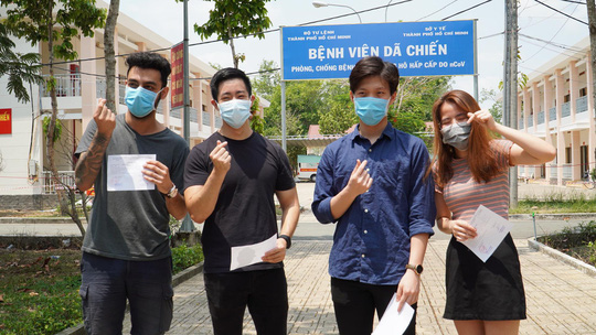 Diễn biến sức khỏe nam phi c&ocirc;ng người Anh mắc Covid-19 - Ảnh 2.