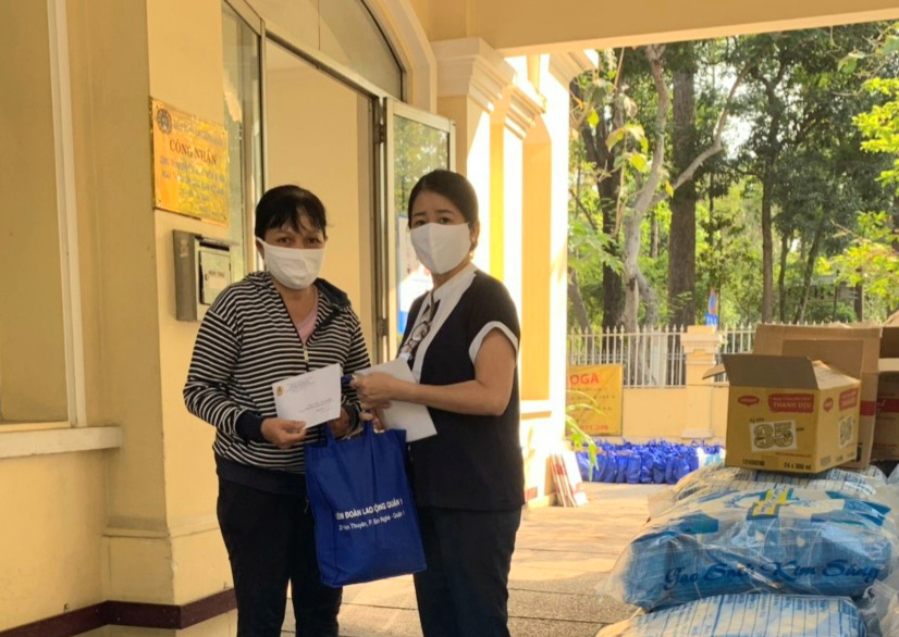 Th&aacute;ng C&ocirc;ng nh&acirc;n năm 2020: Ph&aacute;t huy tinh thần tương th&acirc;n tương &aacute;i, gi&uacute;p nhau vượt kh&oacute; - Ảnh 2.