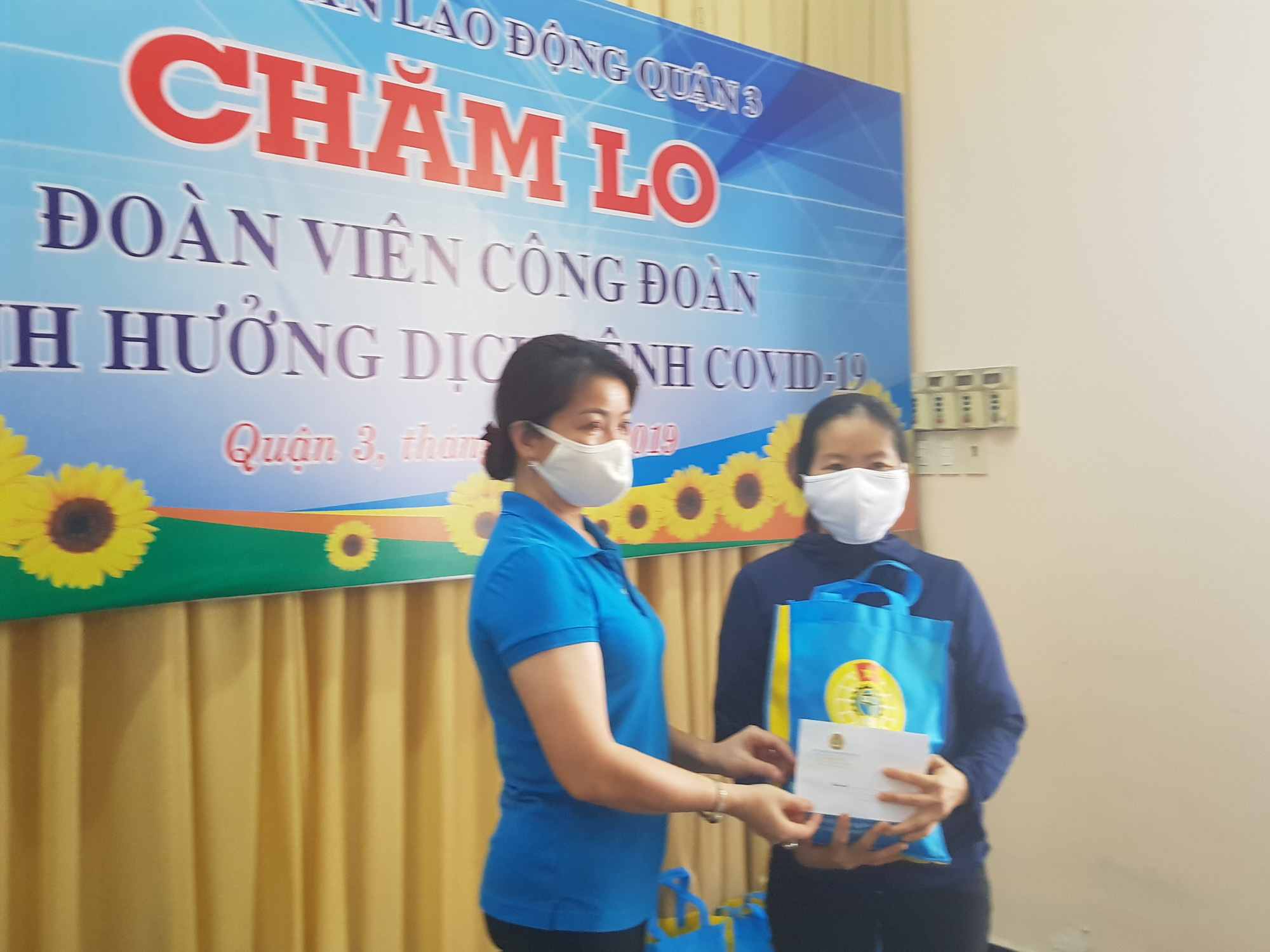 Th&aacute;ng C&ocirc;ng nh&acirc;n năm 2020: Ph&aacute;t huy tinh thần tương th&acirc;n tương &aacute;i, gi&uacute;p nhau vượt kh&oacute; - Ảnh 4.