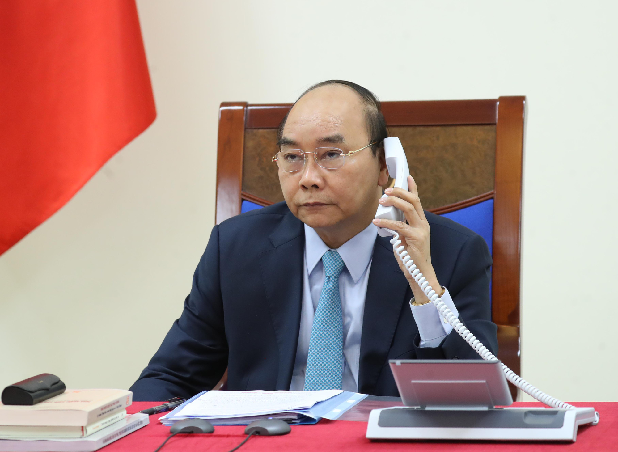 Thủ tướng Nguyễn Xuân Phúc điện đàm, mời Thủ tướng Thụy Điển thăm Việt Nam