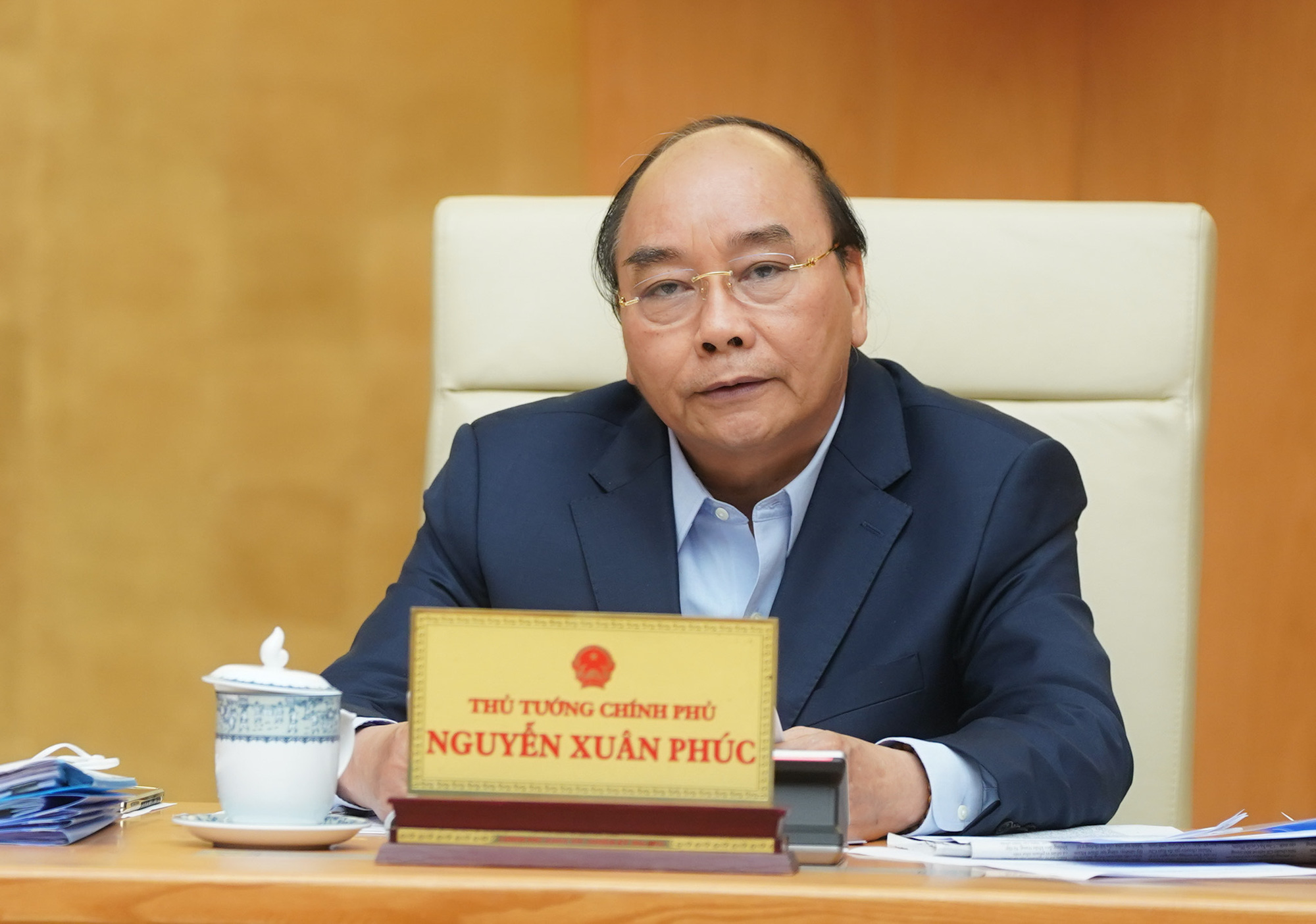 Thủ tướng: Từng bước giảm dần c&aacute;c biện ph&aacute;p gi&atilde;n c&aacute;ch x&atilde; hội một c&aacute;ch thận trọng - Ảnh 1.