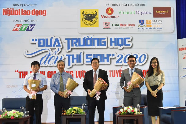 Trực tuyến "Đưa trường học đến thí sinh": Thay đổi gì trong thi đánh giá năng lực và xét tuyển ĐH?