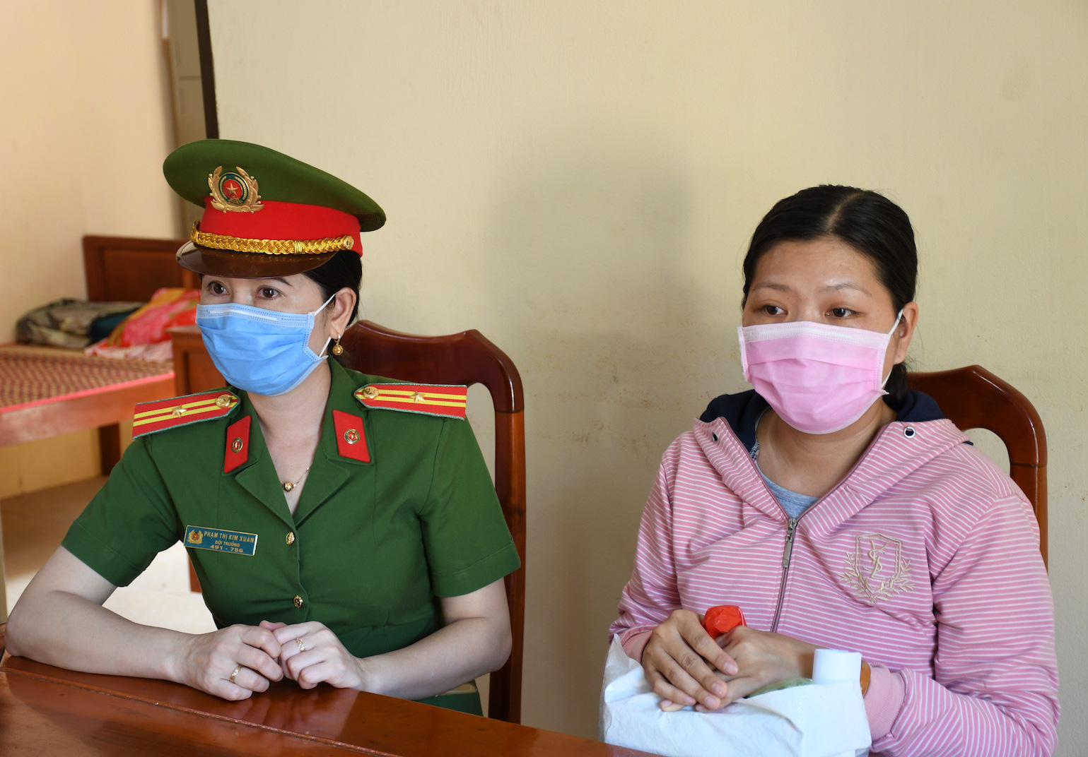 Nữ kế toán làm chuyện tày trời, biển thủ gần 2 tỉ đồng