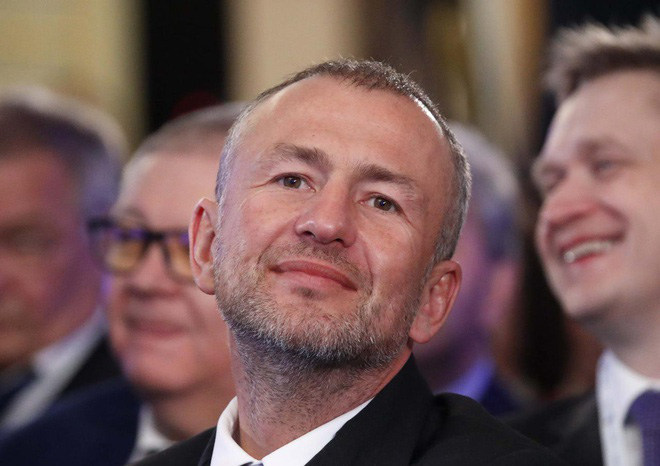 &Ocirc;ng chủ Chelsea vẫn c&oacute; t&ecirc;n trong 10 người gi&agrave;u nhất Nga năm 2020 - Ảnh 9.