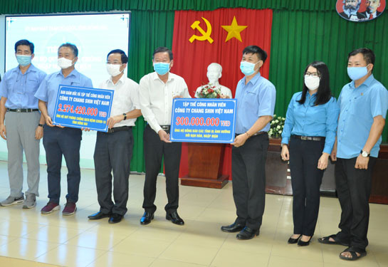Nhiều giải pháp phòng chống dịch cho công nhân