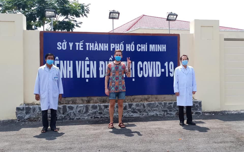 Phi công người Anh: Biến chứng rối loạn đông máu đã được kiểm soát - Ảnh 1.