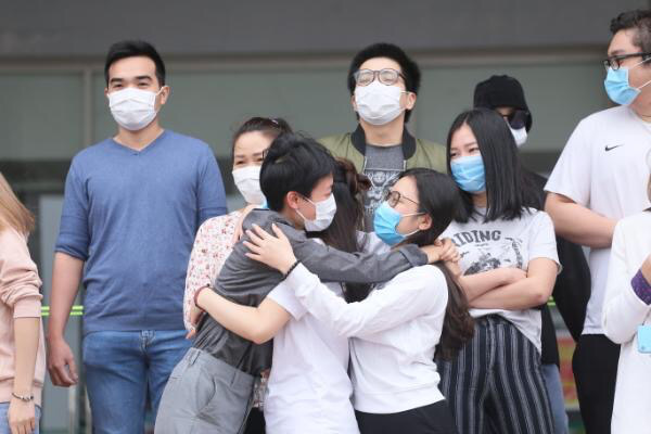 Nhìn lại 15 ngày Việt Nam cách ly xã hội ghìm cương dịch Covid-19 - Ảnh 13.