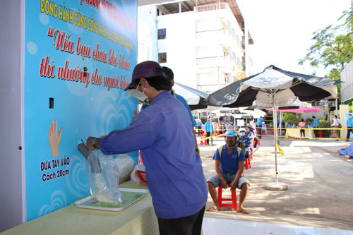 Thêm ATM gạo hỗ trợ người lao động khó khăn - Ảnh 2.