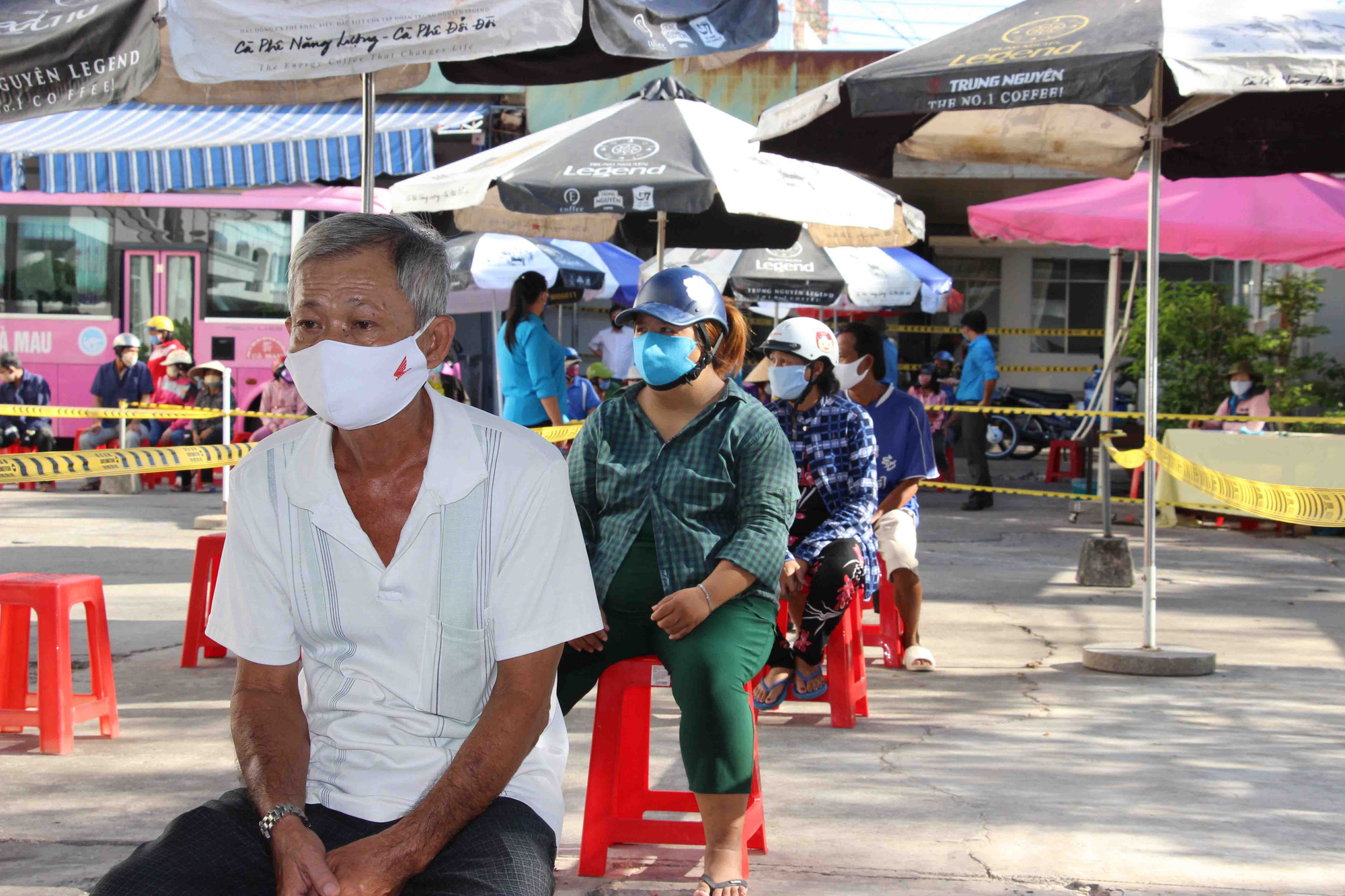 &ldquo;ATM gạo&rdquo; gi&uacute;p m&aacute;t l&ograve;ng người ngh&egrave;o v&ugrave;ng hạn mặn ở C&agrave; Mau, Bạc Li&ecirc;u v&agrave; Ki&ecirc;n Giang - Ảnh 10.