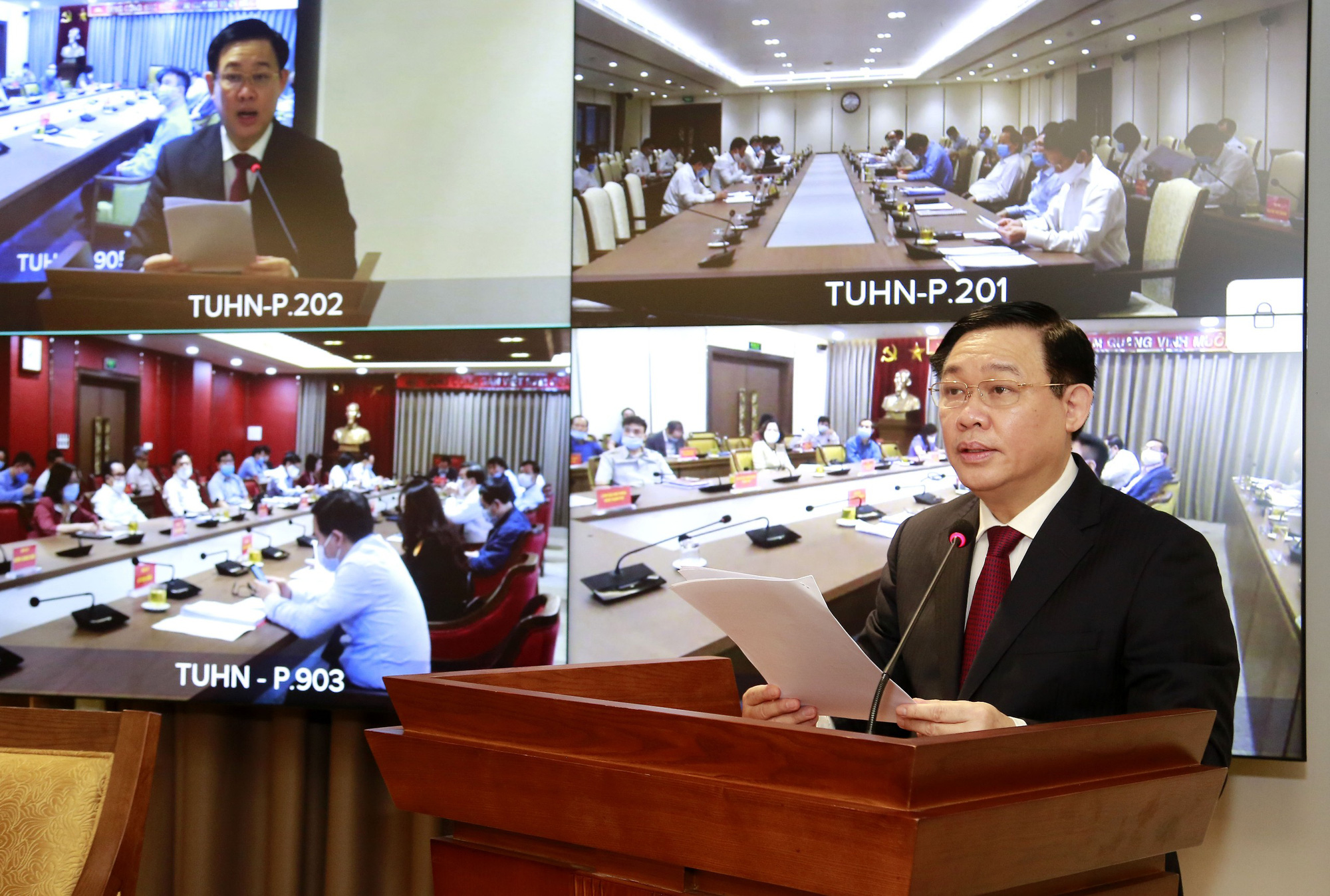 Bí thư Vương Đình Huệ: Hà Nội chiến thắng quan trọng trong cuộc chiến chống Covid-19