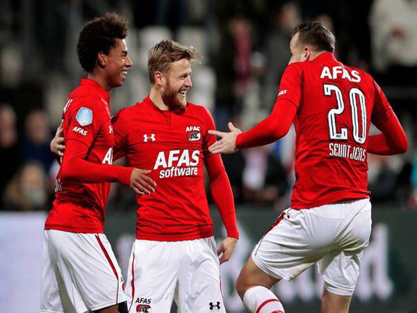 Ch&iacute;nh thức: B&oacute;ng đ&aacute; H&agrave; Lan vỡ trận, hủy bỏ m&ugrave;a giải v&ocirc; địch Eredivisie - Ảnh 2.