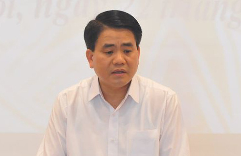 Chủ tịch Hà Nội: Hàng ăn, uống, taxi, xe công nghệ được hoạt động trở lại từ 0 giờ ngày 23-4