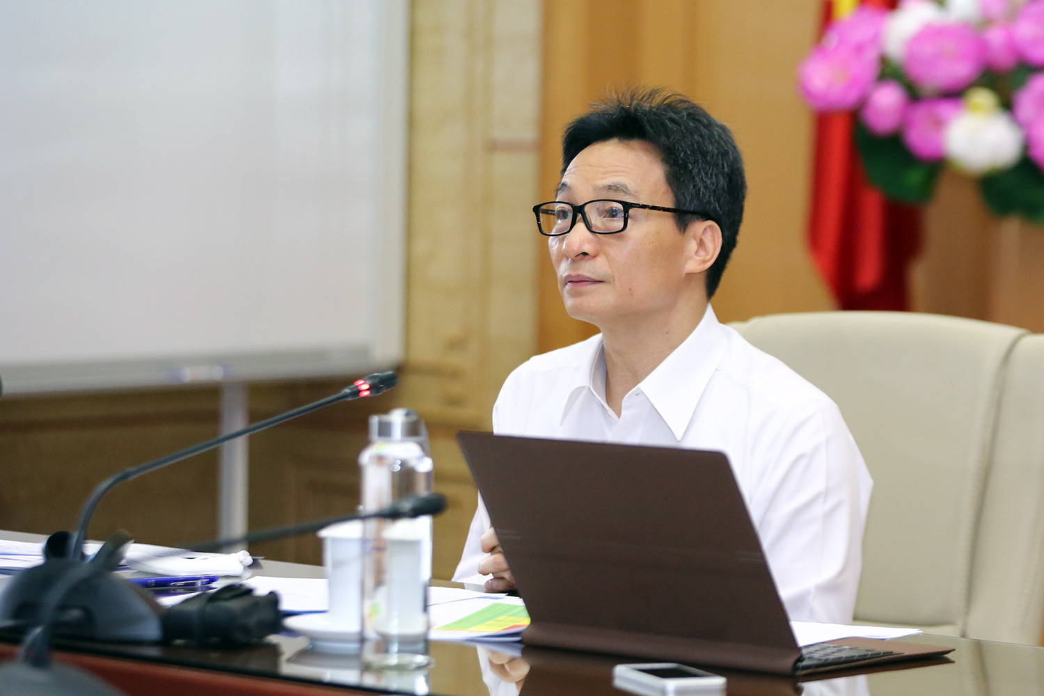 Đề xuất Hà Nội vẫn ở nhóm nguy cơ cao, TP HCM xuống nhóm có nguy cơ