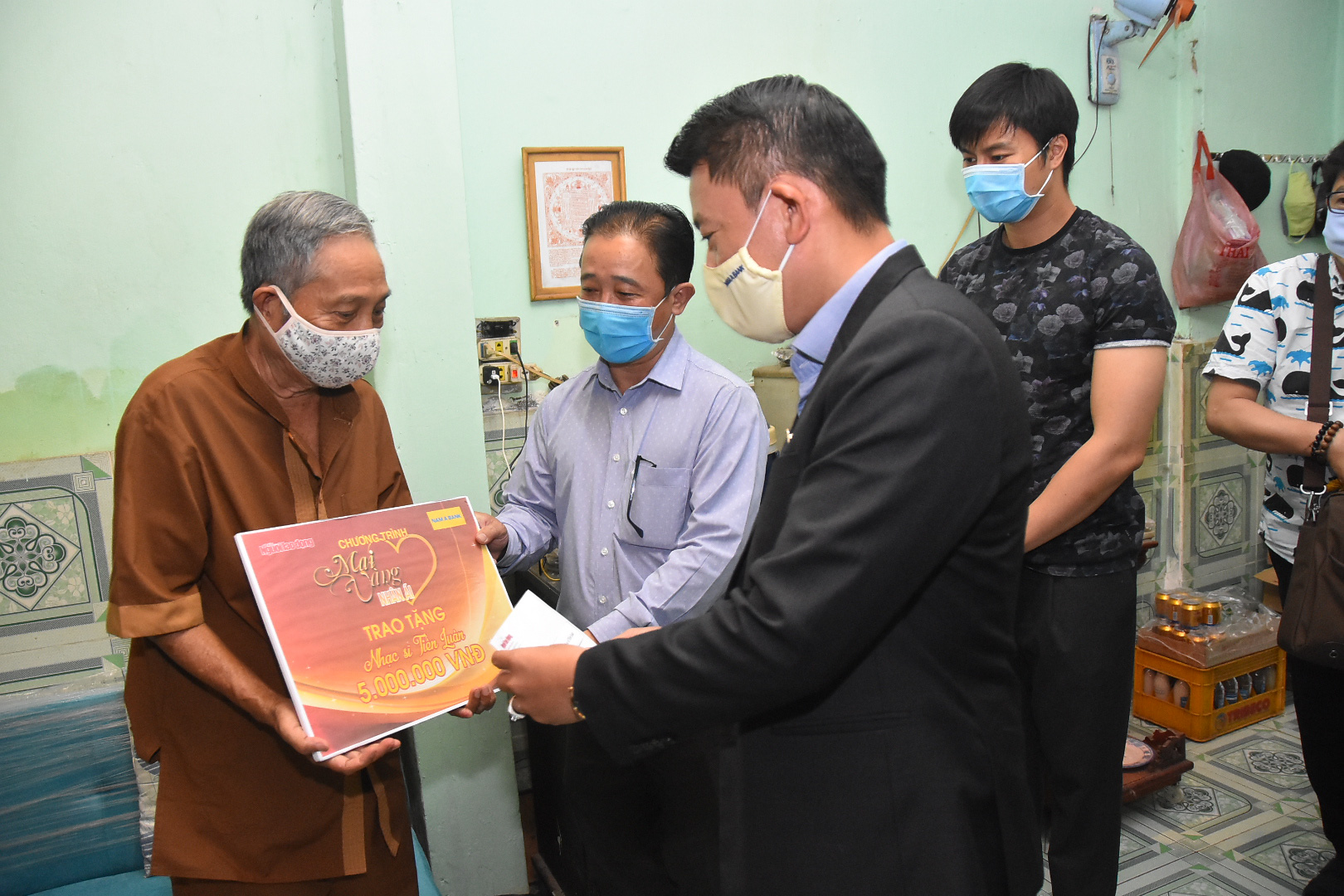 Mai V&agrave;ng nh&acirc;n &aacute;i: Thăm 3 nghệ sĩ Vũ Đức Sao Biển, Tiến Lu&acirc;n v&agrave; Ho&agrave;ng Lan - Ảnh 3.