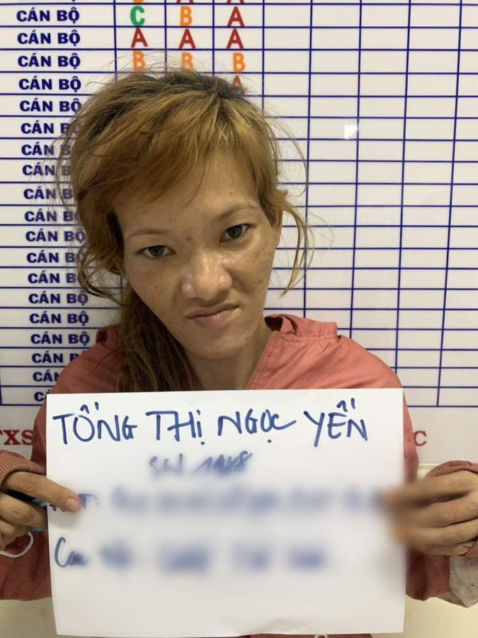 Ch&acirc;n dung đ&ocirc;i nam nữ liều lĩnh cướp giữa ban ng&agrave;y ở B&igrave;nh Ch&aacute;nh - Ảnh 2.