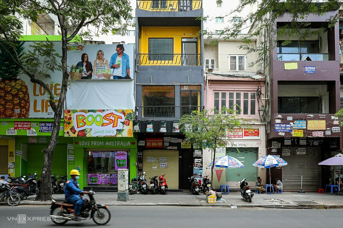 Bán thẻ trả trước - cửa tạo doanh thu trong mùa dịch