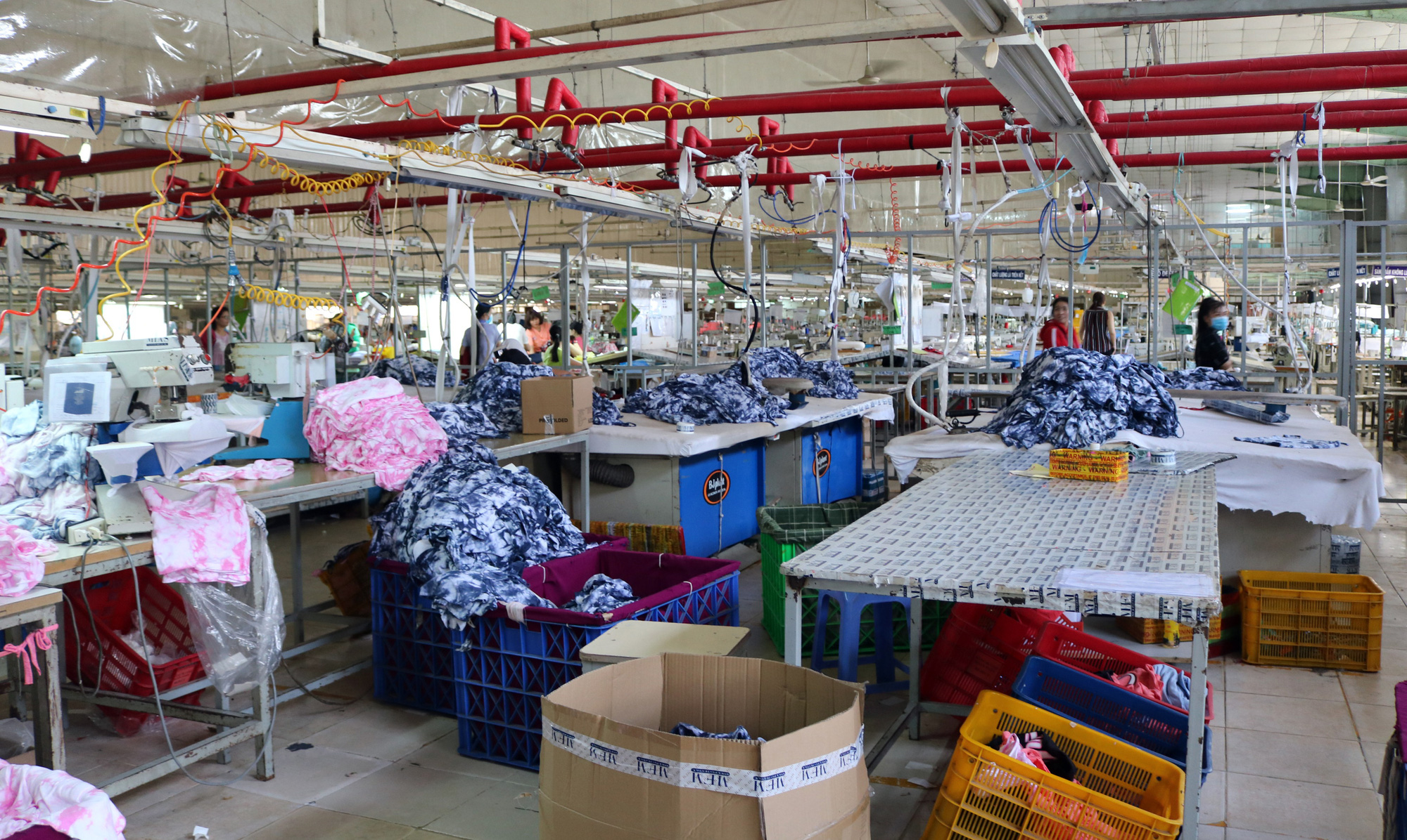 TP HCM: 17 doanh nghiệp được tạm ngưng đ&oacute;ng BHXH - Ảnh 1.