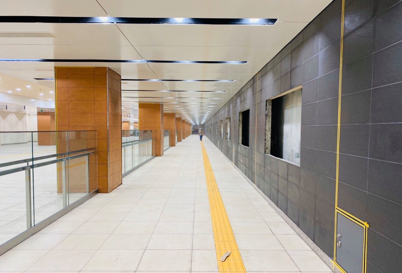 Tuyến metro Bến Th&agrave;nh - Suối Ti&ecirc;n: Diện mạo mới ga Nh&agrave; h&aacute;t TP - Ảnh 4.