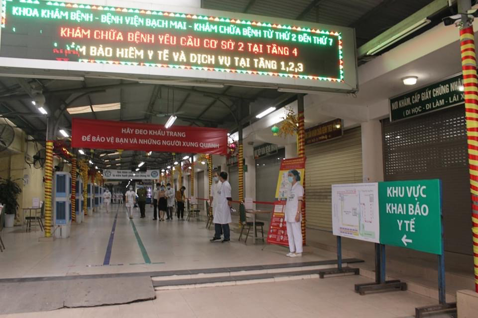 Sau gỡ phong toả, Bệnh viện Bạch Mai vẫn chưa nhận kh&aacute;m th&ocirc;ng thường - Ảnh 2.