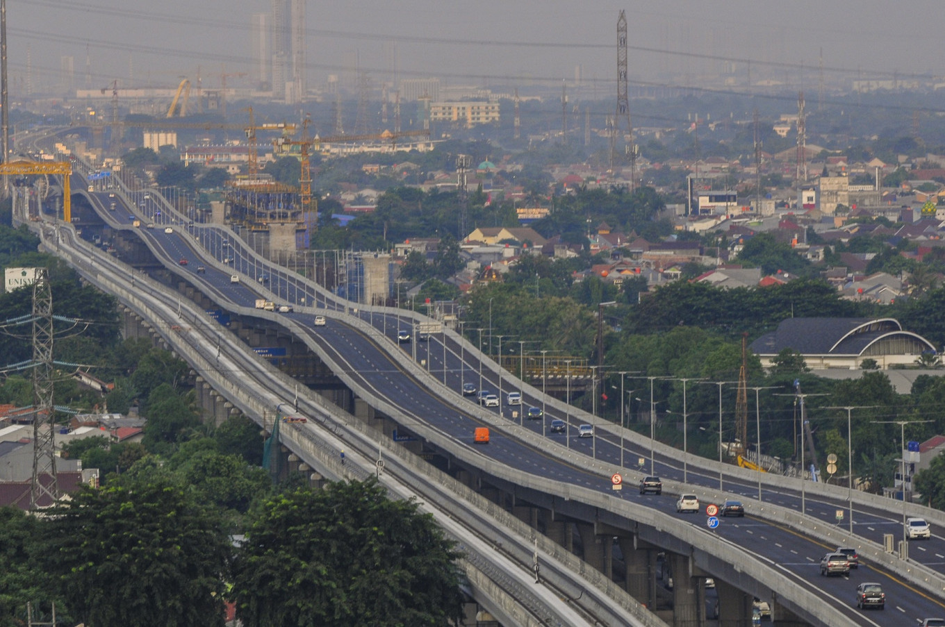  Indonesia ho&atilde;n dời đ&ocirc;, Philippines phong tỏa thủ đ&ocirc; đến 15-5 - Ảnh 1.