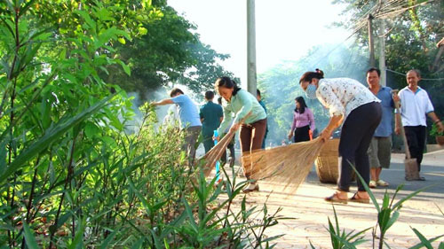 Cán bộ, đảng viên xuống phố, về làng - Ảnh 1.
