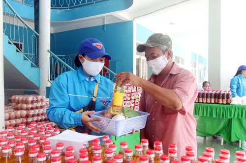 Ninh Thuận: Mở siêu thị giá 0 đồng hỗ trợ người lao động khó khăn