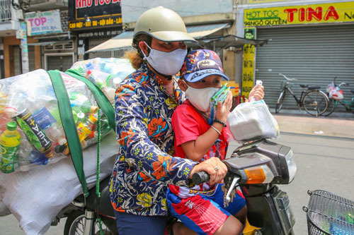 TRIỂN KHAI GÓI AN SINH XÃ HỘI 62.000 TỈ ĐỒNG: Không để người dân chờ lâu hơn nữa
