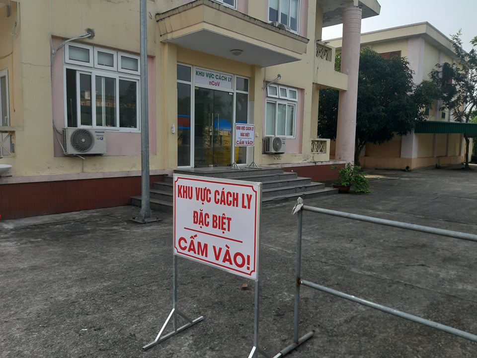 Nhà xe bàng hoàng phát hiện người đàn ông tử vong trên xe khách