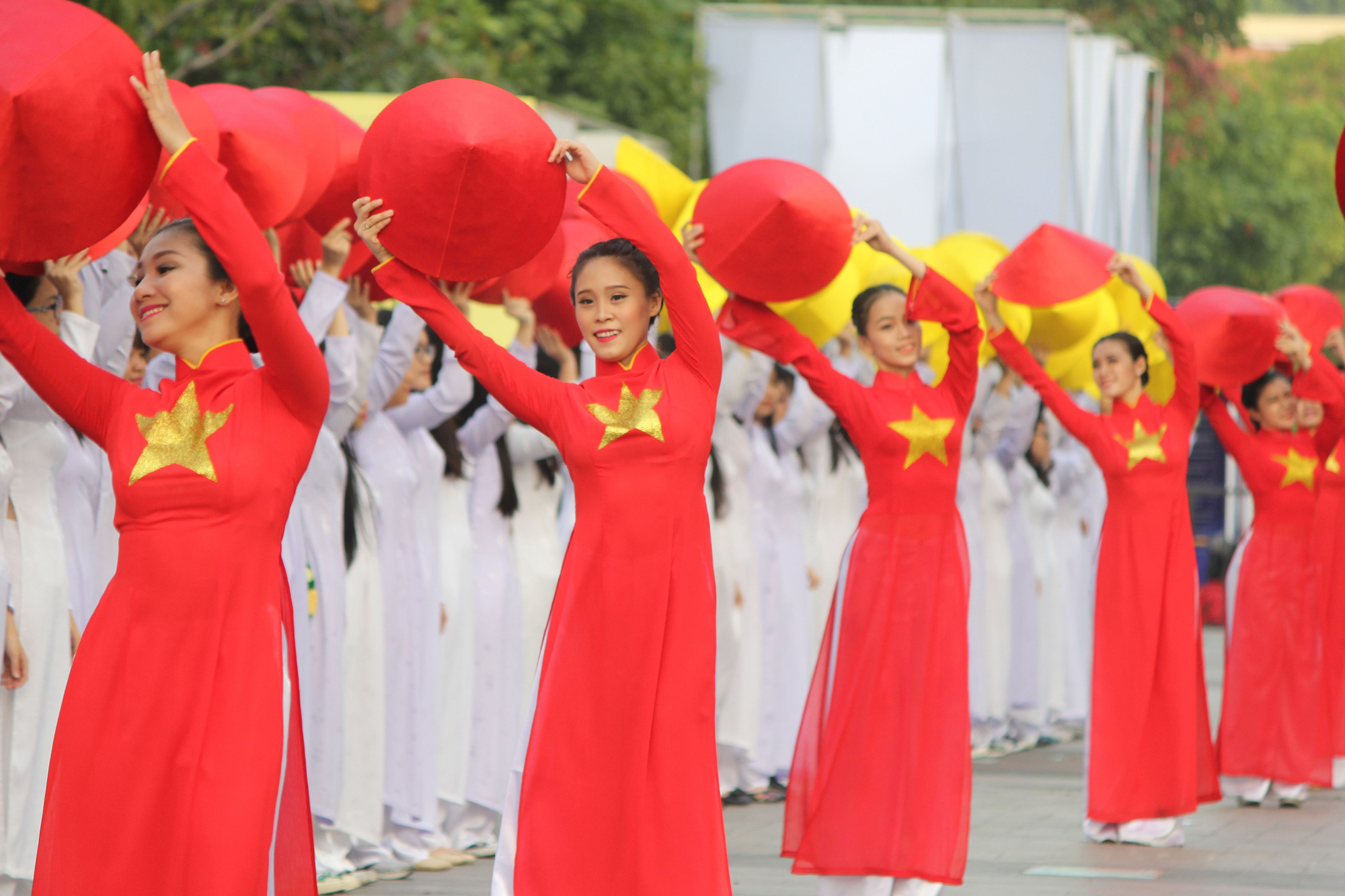 Phát huy truyền thống năng động, sáng tạo, anh hùng