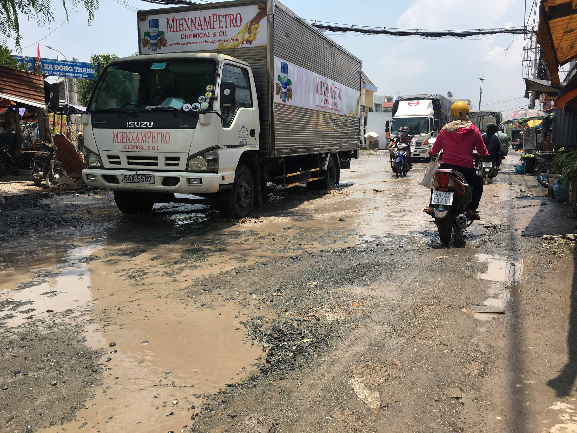 Ì ạch dự án mở rộng 5,2 km đường ở Hóc Môn
