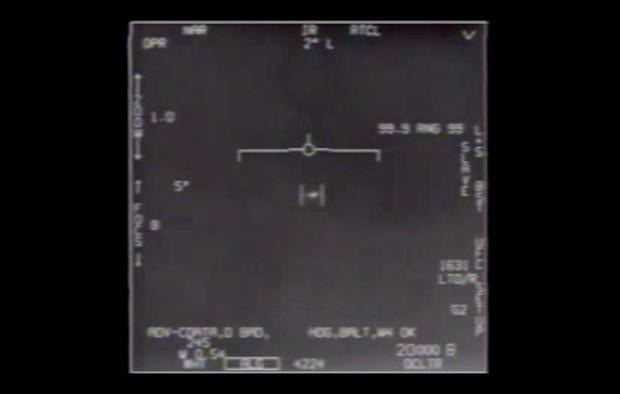 Lầu Năm Góc chính thức công bố "video về UFO"
