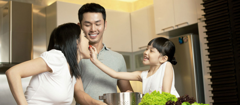 Khi con virus nham hiểm chạm vào gia đình