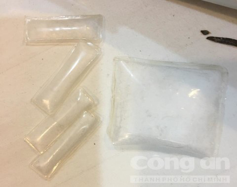 C&ocirc; g&aacute;i trẻ bế cả con 5 th&aacute;ng tuổi v&agrave;o kh&aacute;ch sạn để thỏa đam m&ecirc; - Ảnh 4.