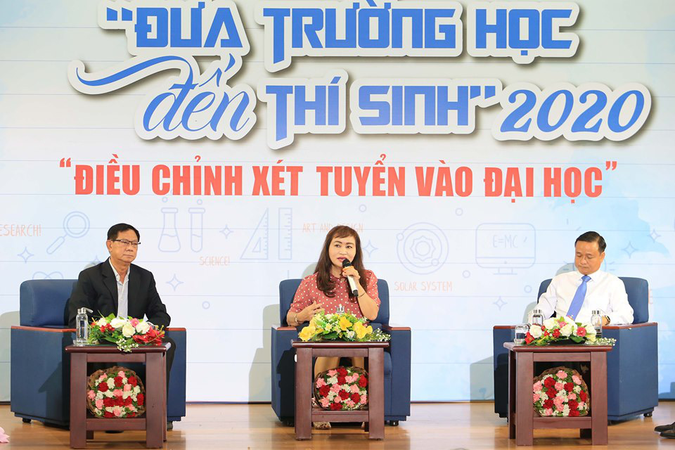 Trực tuyến Đưa trường học đến th&iacute; sinh: Điều chỉnh x&eacute;t tuyển ĐH ra sao? - Ảnh 8.