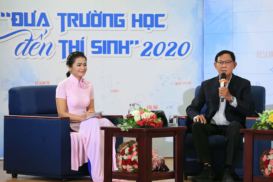 Trực tuyến Đưa trường học đến thí sinh: Điều chỉnh xét tuyển ĐH ra sao?