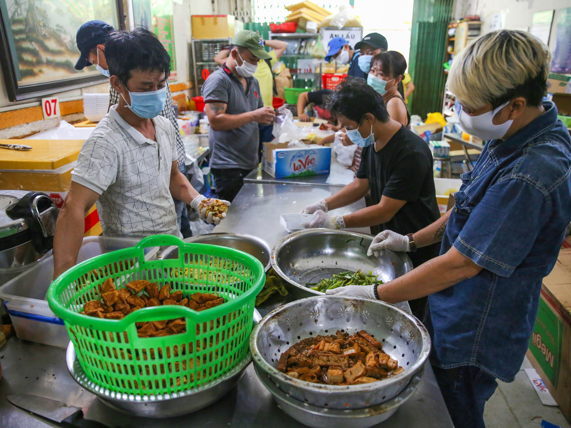 Chuyện Ai khó sẽ có 1 phần ở quận 10, TP HCM - Ảnh 11.
