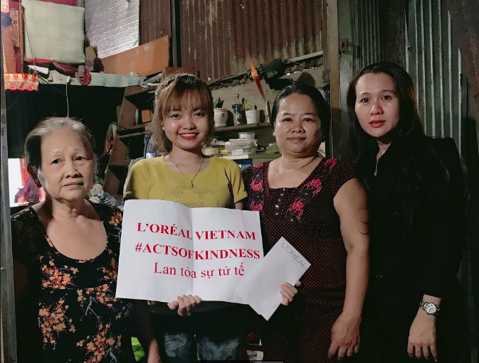 L&rsquo;Or&eacute;al  lan tỏa sự tử tế đến c&aacute;c học vi&ecirc;n ngh&egrave;o - Ảnh 1.