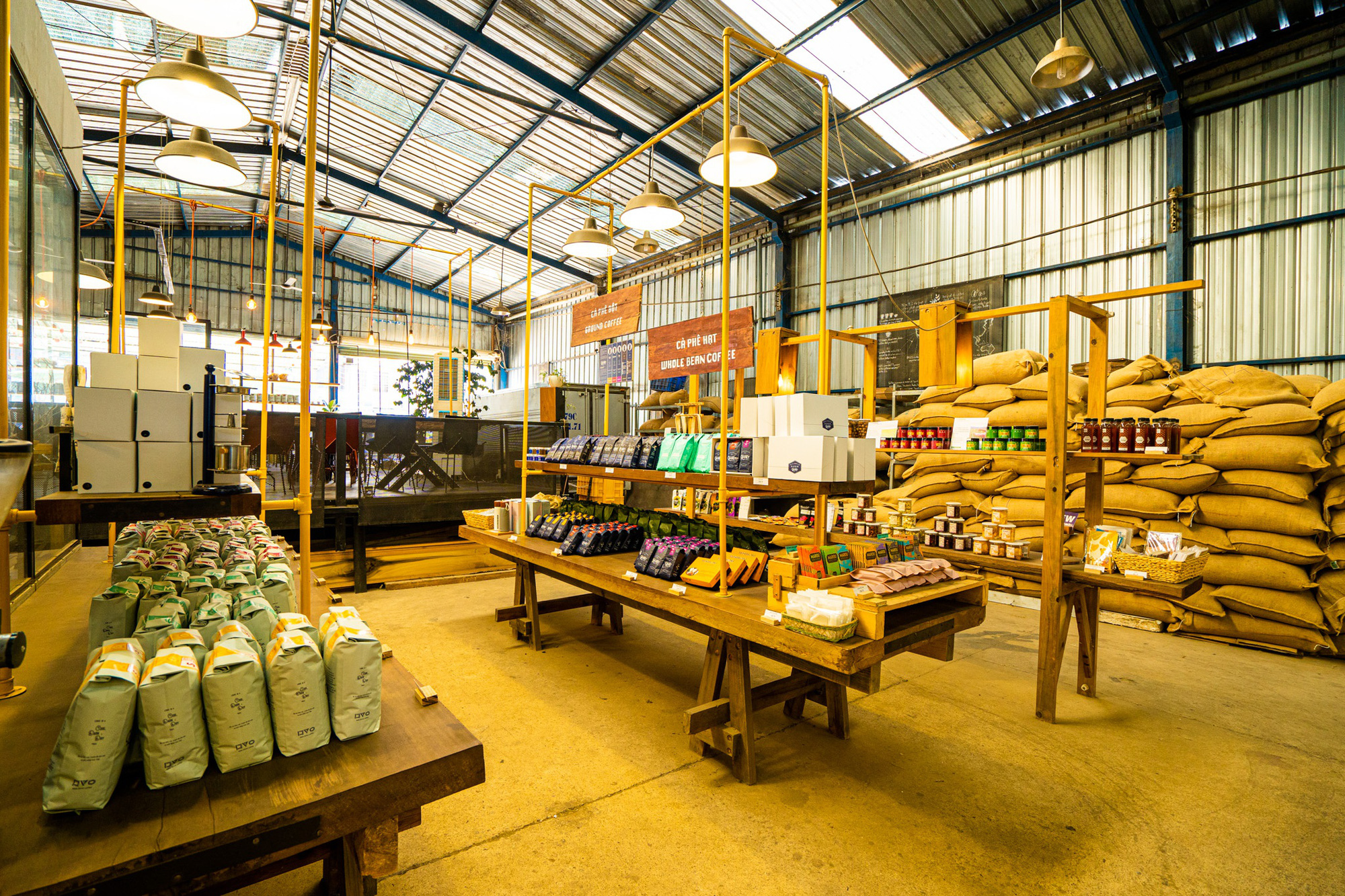 Những qu&aacute;n c&agrave; ph&ecirc; đẹp ở Đ&agrave; Lạt cho bạn tận hưởng nghỉ lễ 30-4 - Ảnh 25.